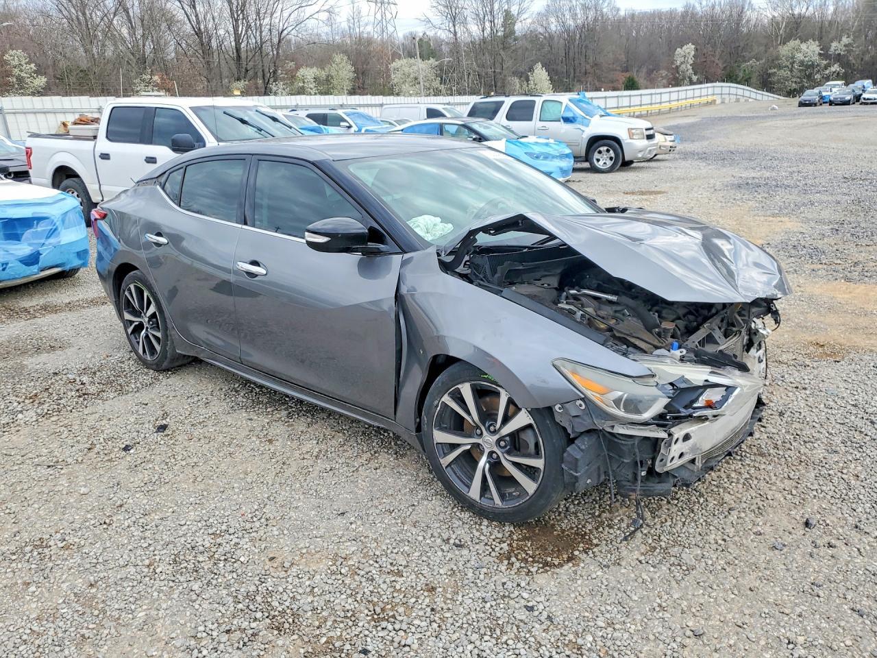 2016 NISSAN Maxima