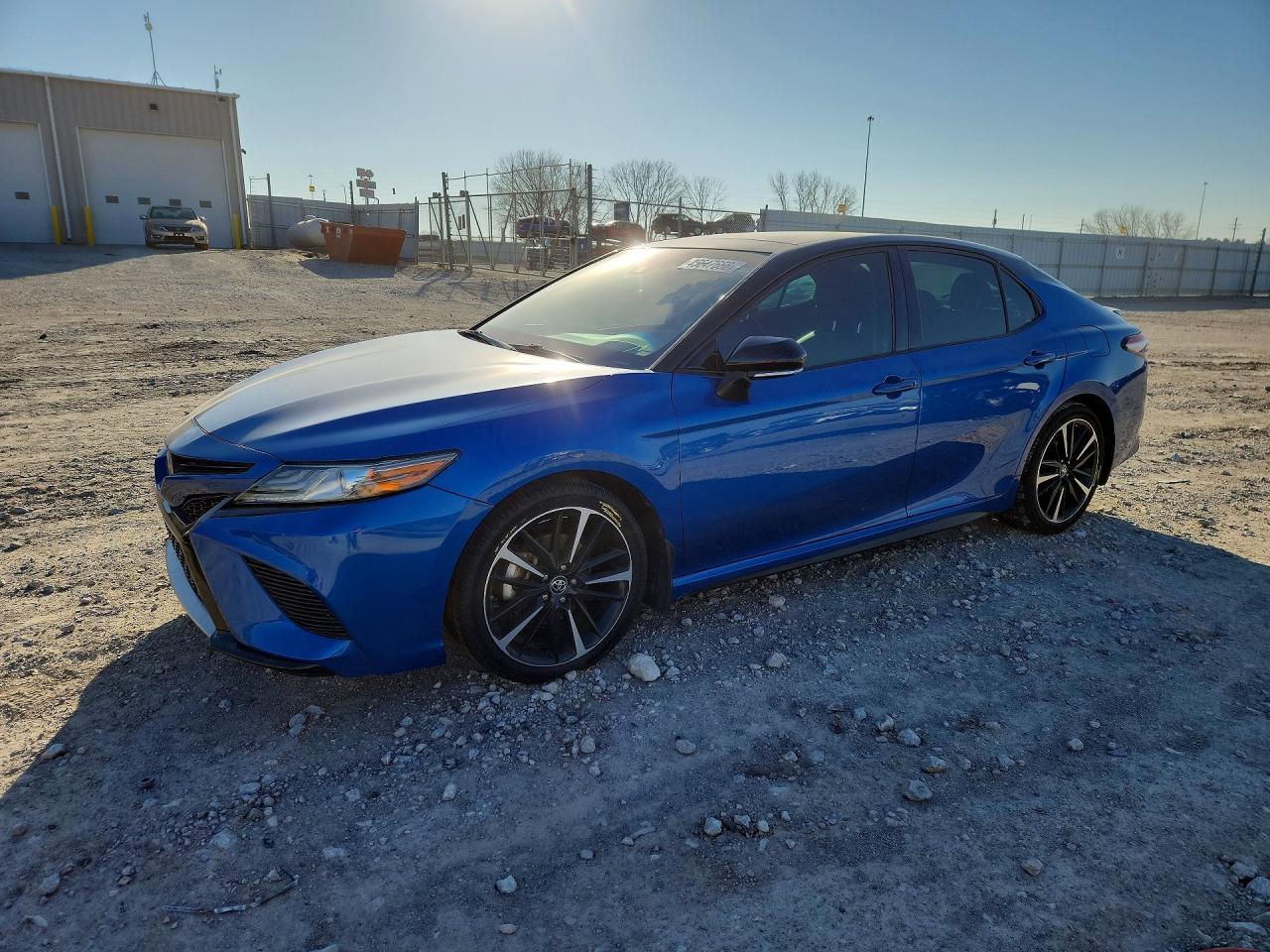 2018 TOYOTA CAMRY