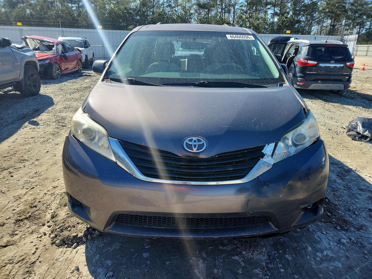 2013 TOYOTA SIENNA