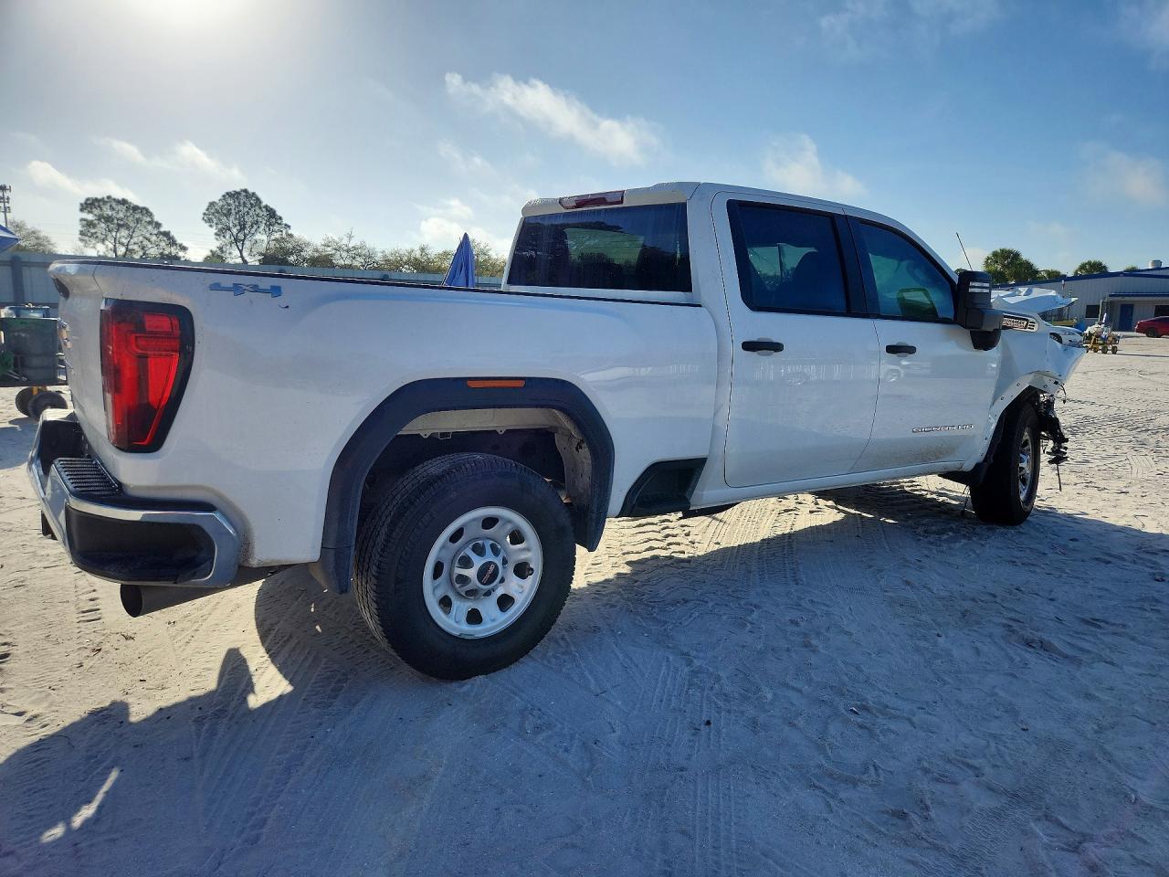 2025 GMC Sierra