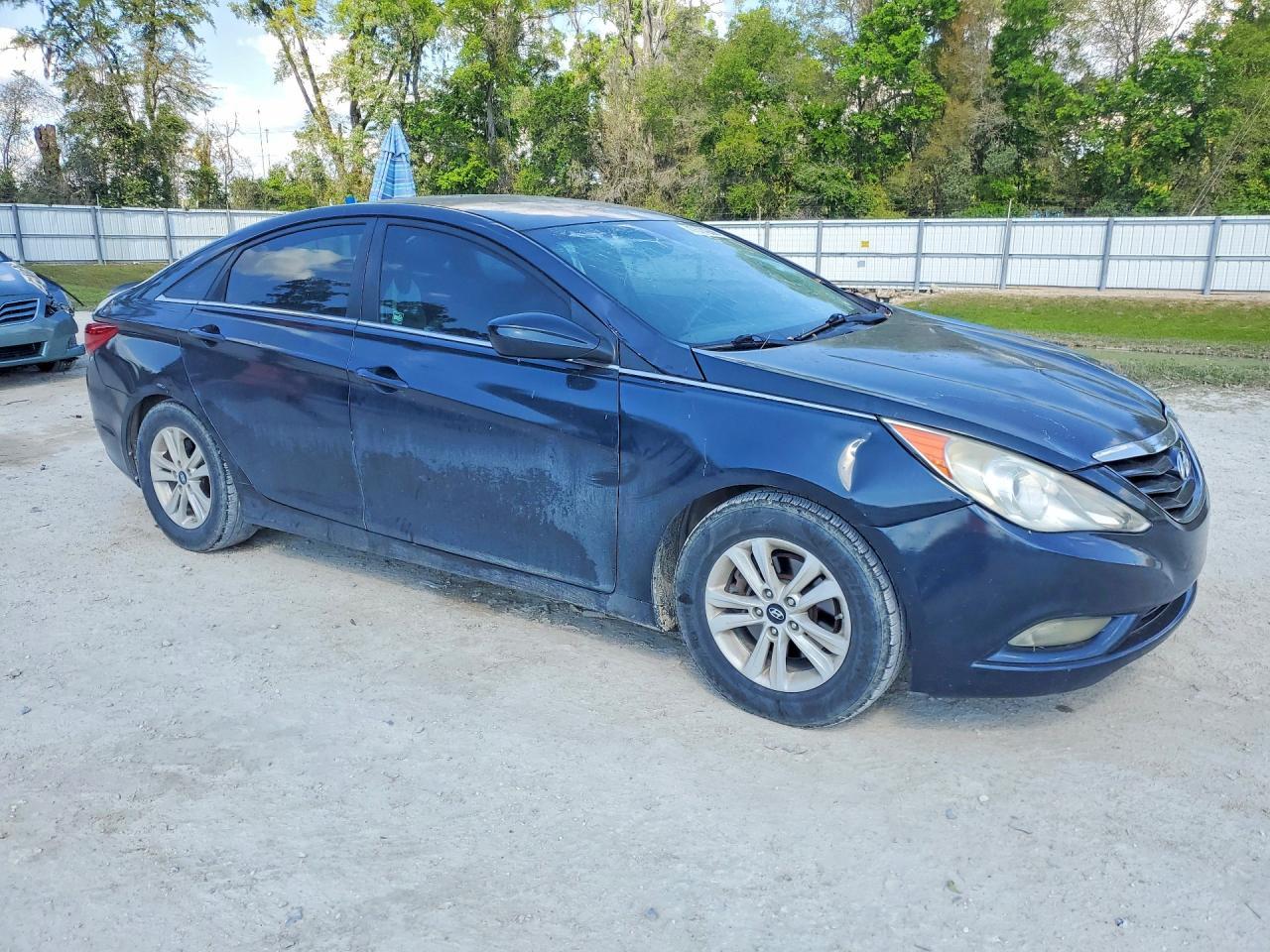 2013 HYUNDAI SONATA