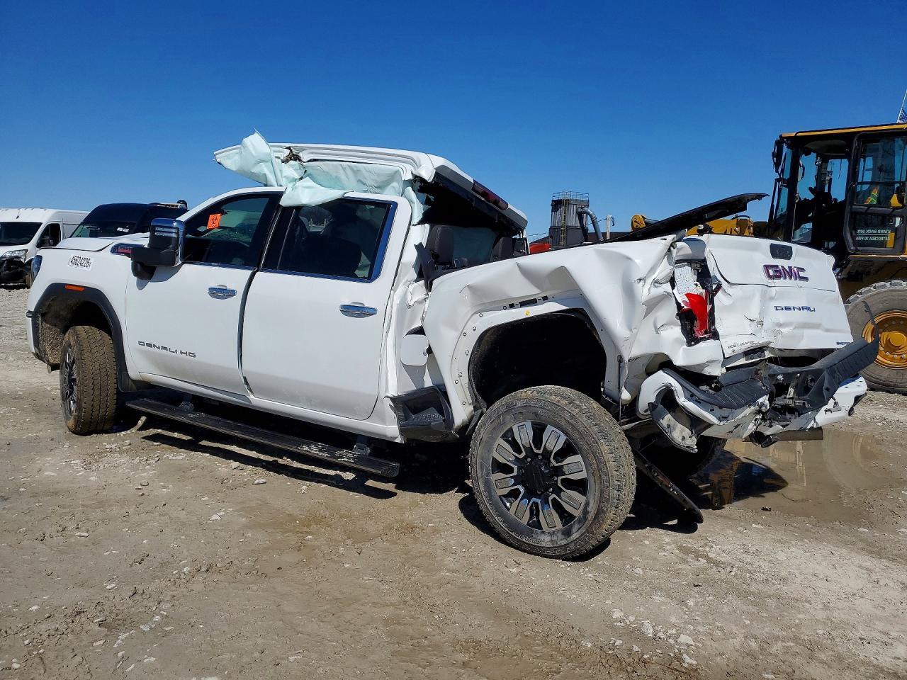 2024 GMC Sierra