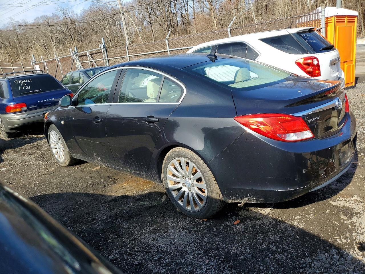 2011 BUICK Regal