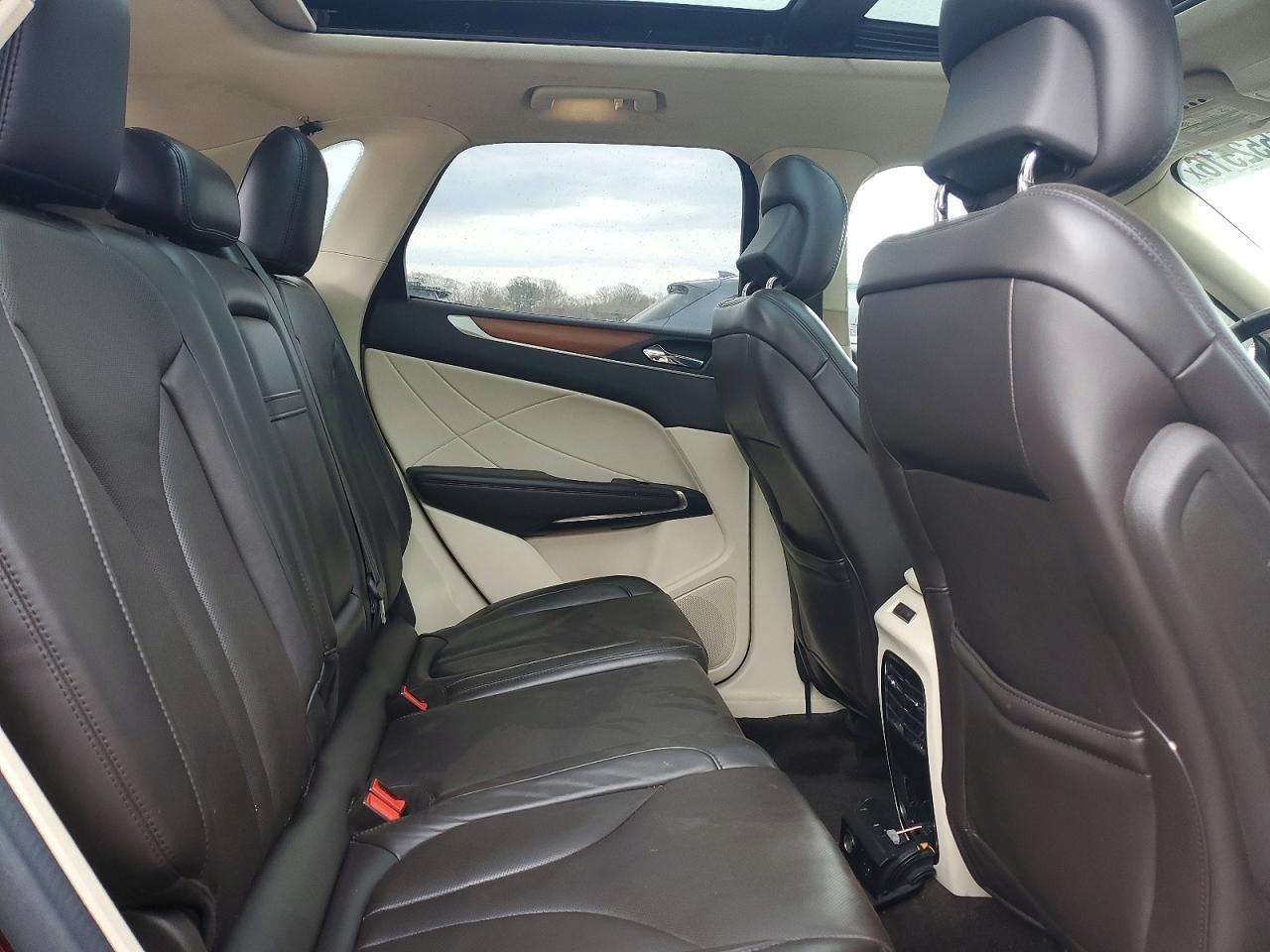 2016 LINCOLN MKC