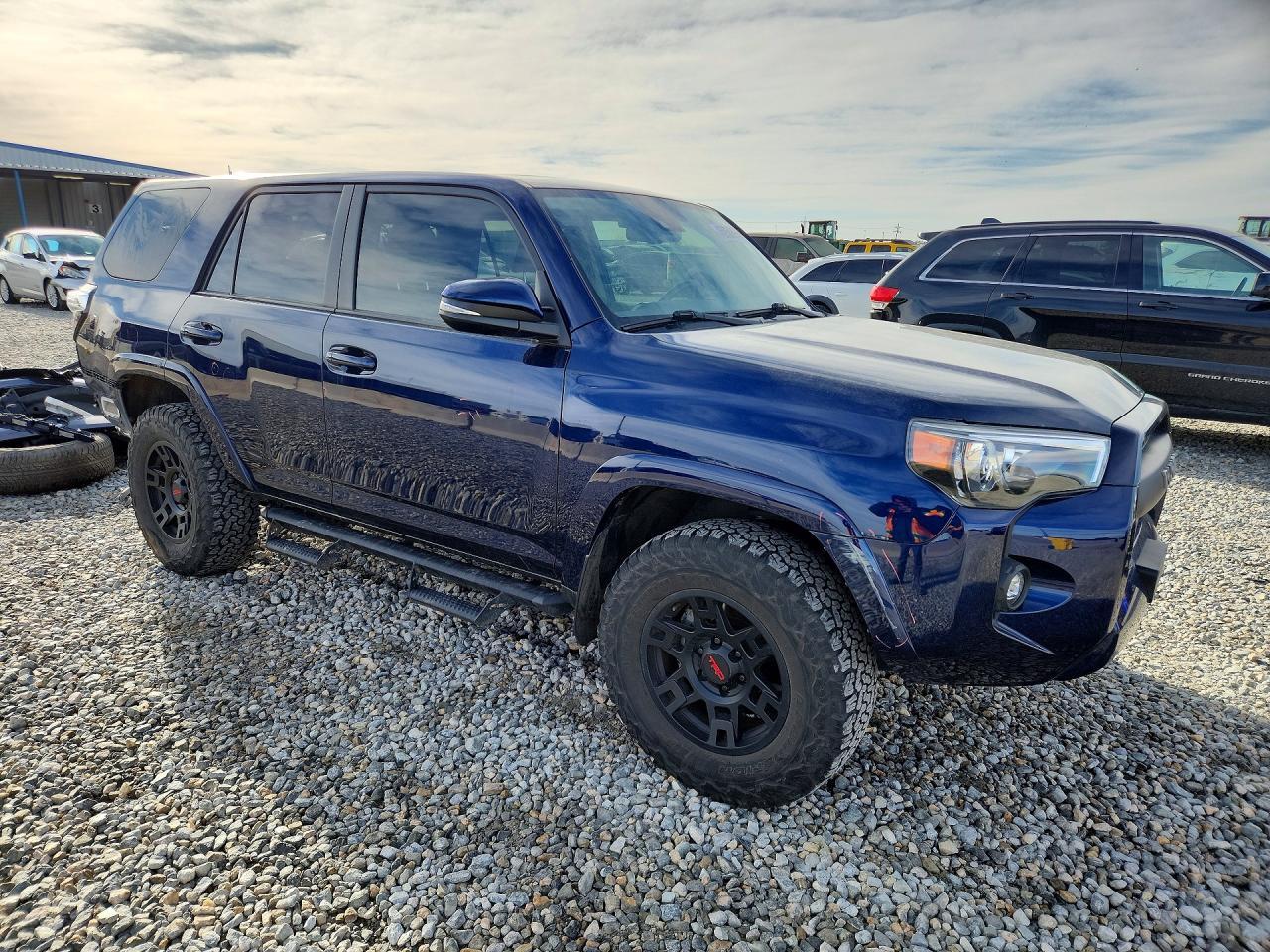 2022 TOYOTA 4Runner