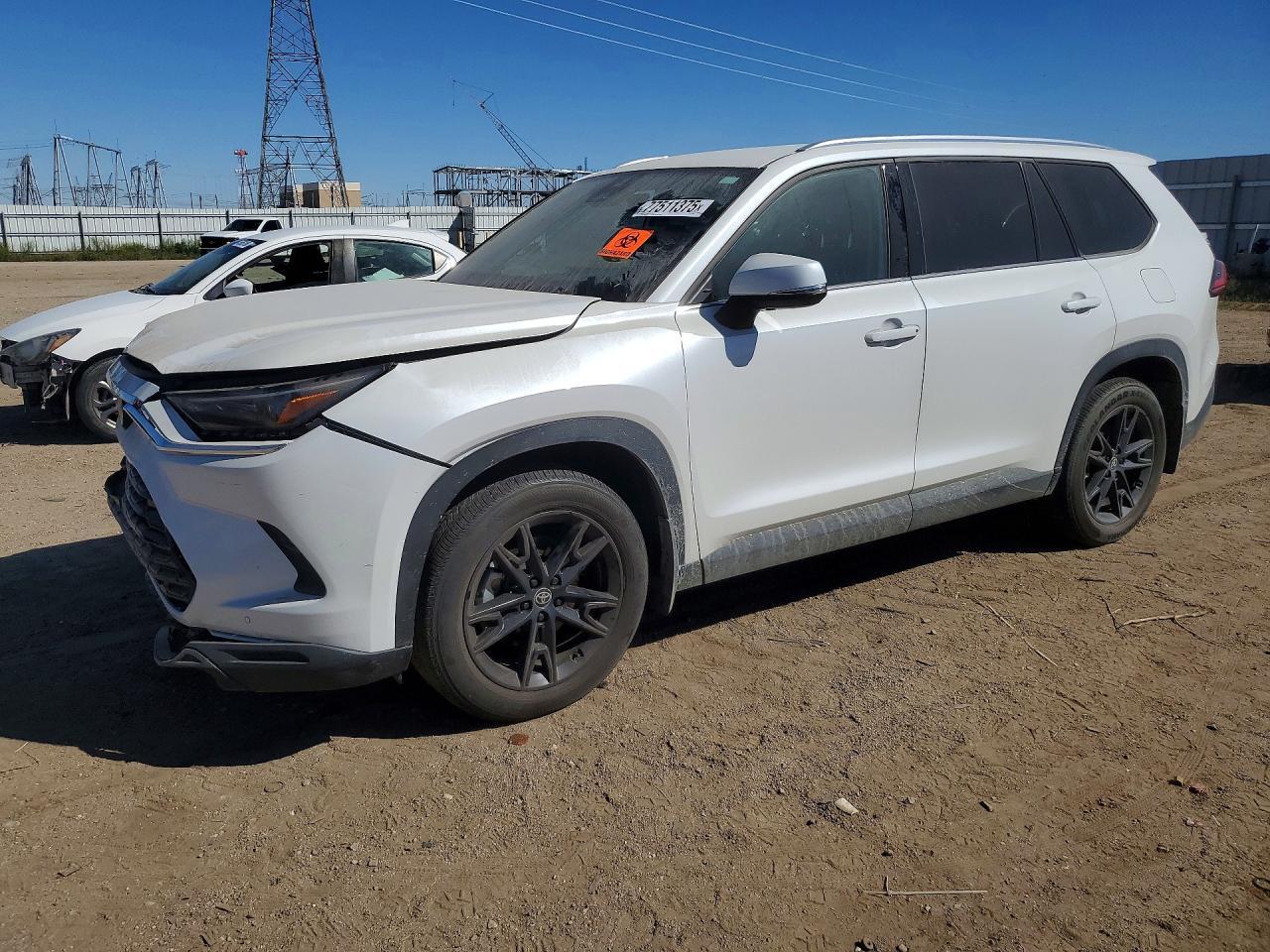 2024 TOYOTA HIGHLANDER