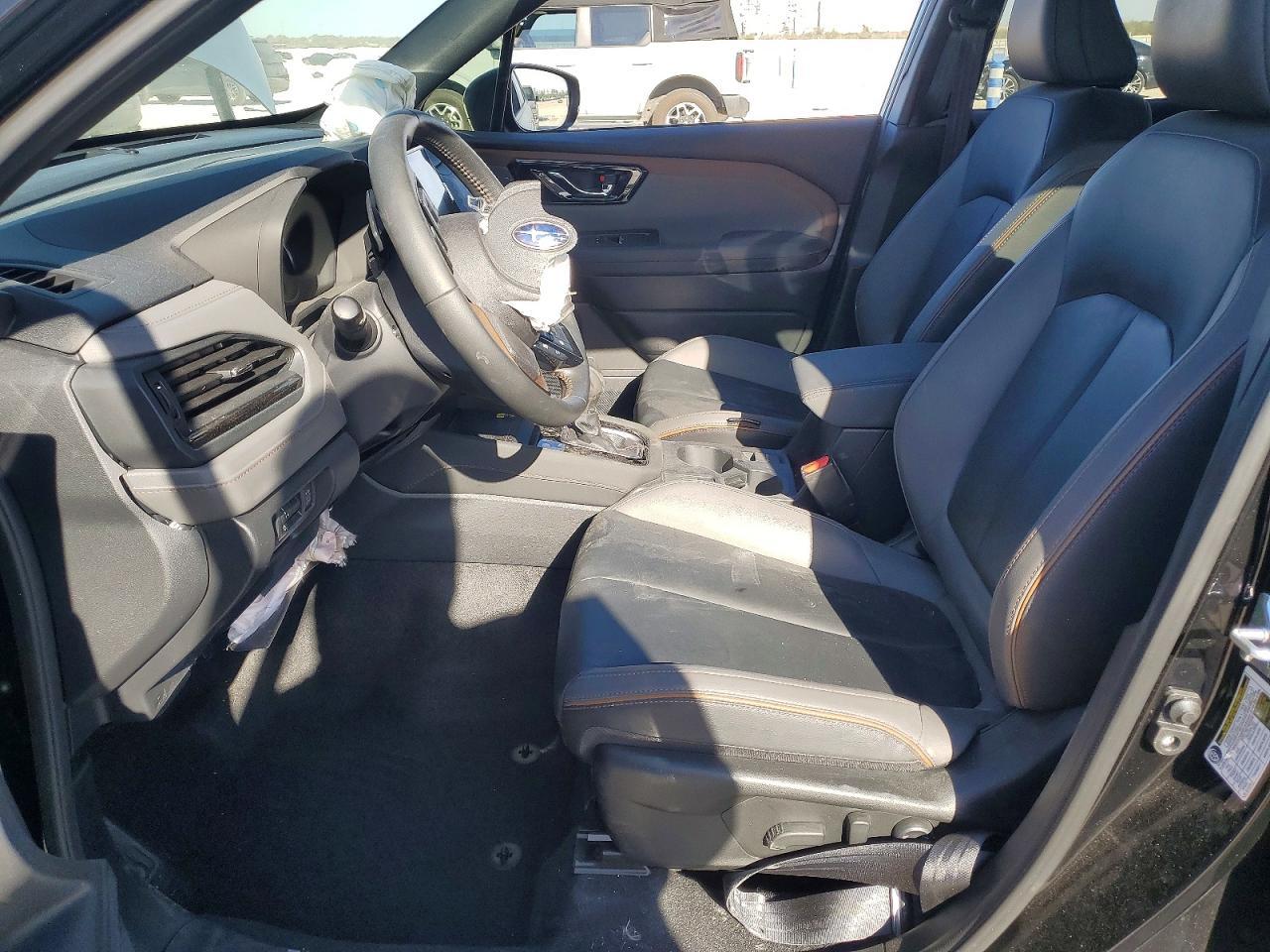 2025 SUBARU FORESTER