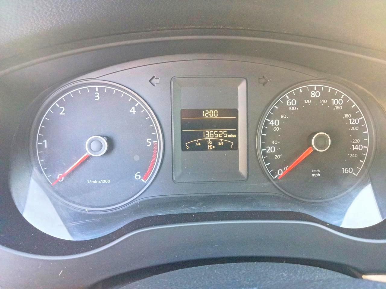 2011 VOLKSWAGEN JETTA