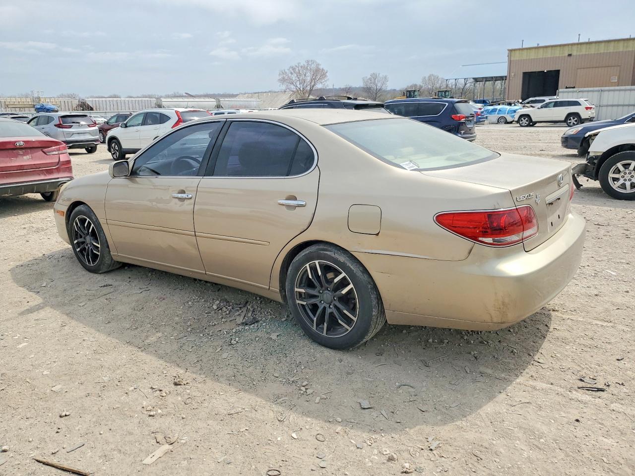 2005 LEXUS ES 330
