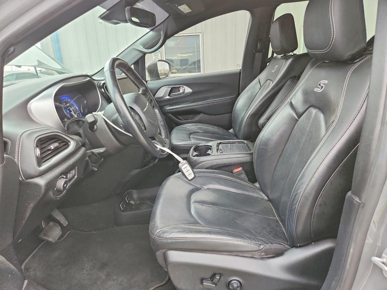 2021 CHRYSLER Pacifica