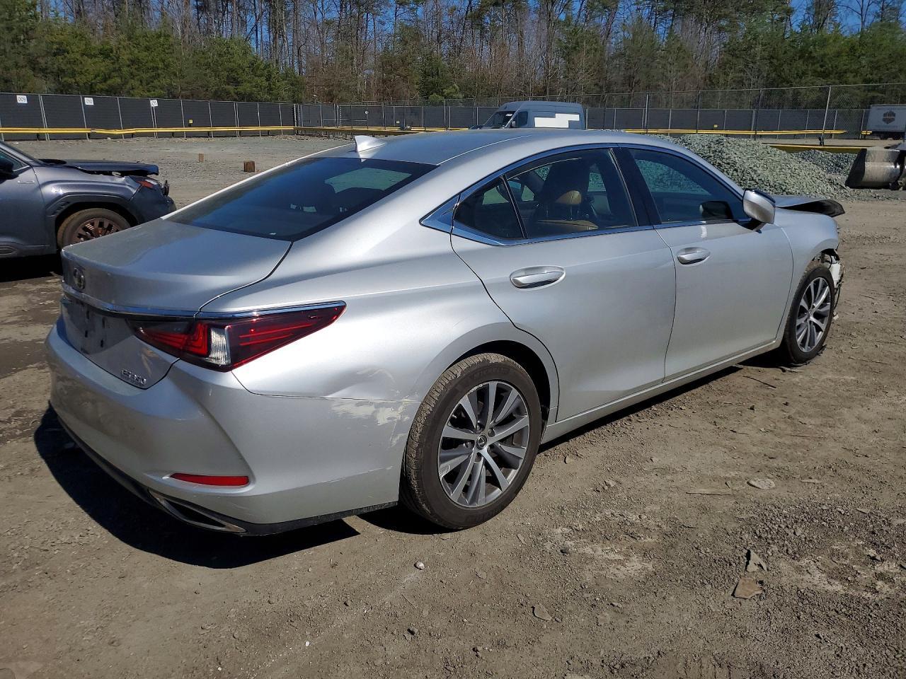 2019 LEXUS ES 350