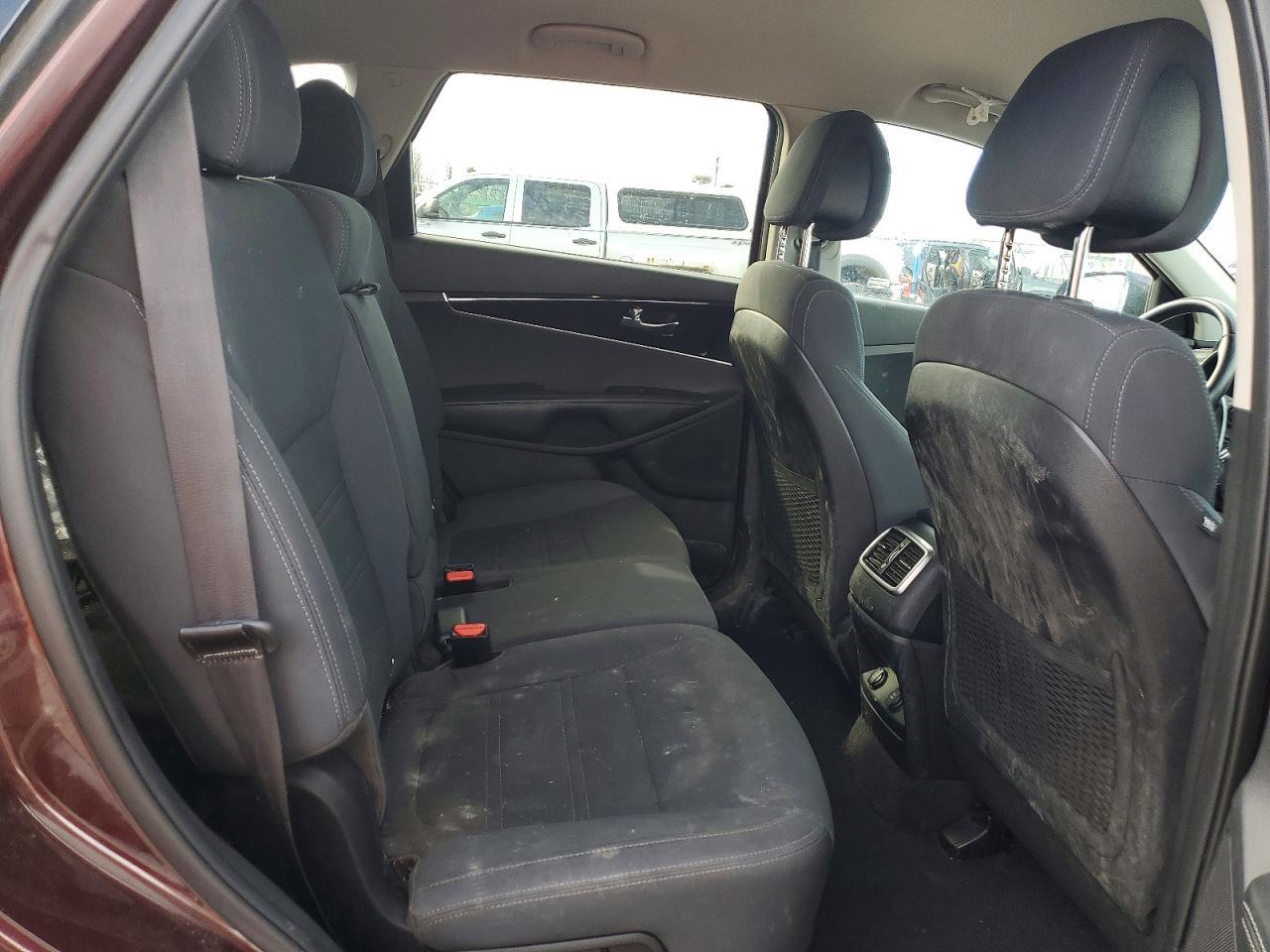 2016 KIA SORENTO