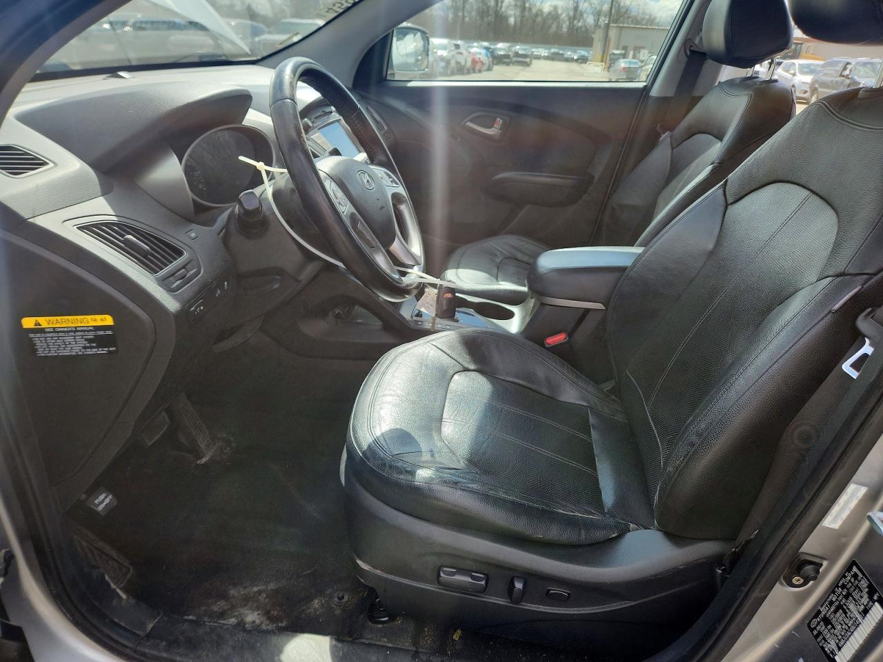 2011 HYUNDAI TUCSON