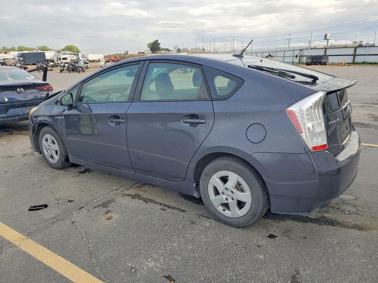 2011 TOYOTA PRIUS