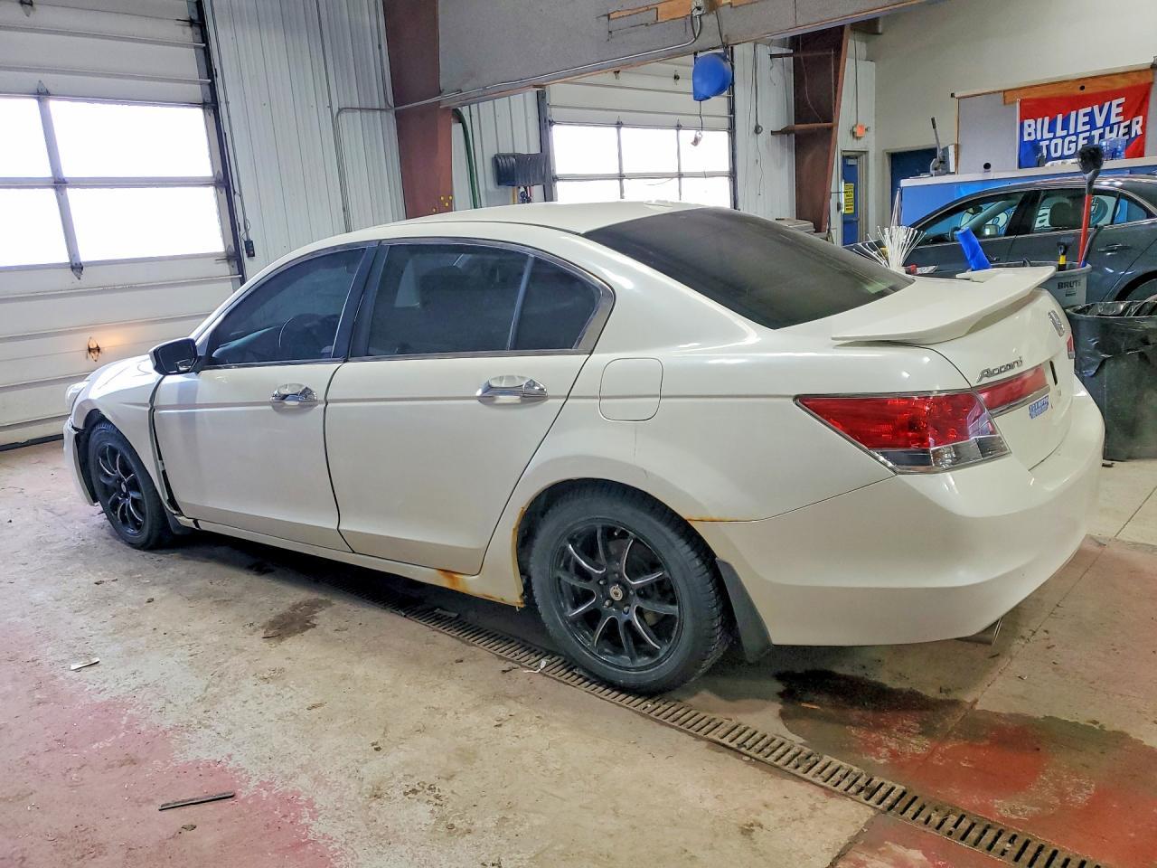 2011 HONDA ACCORD