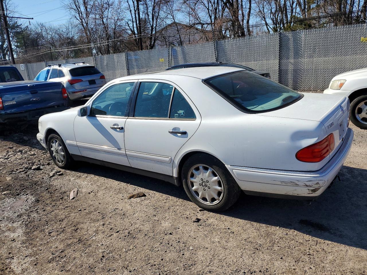1999 MERCEDES-BENZ E-Class