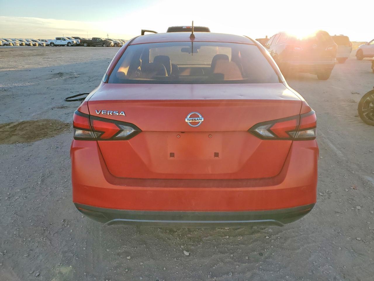 2020 NISSAN VERSA