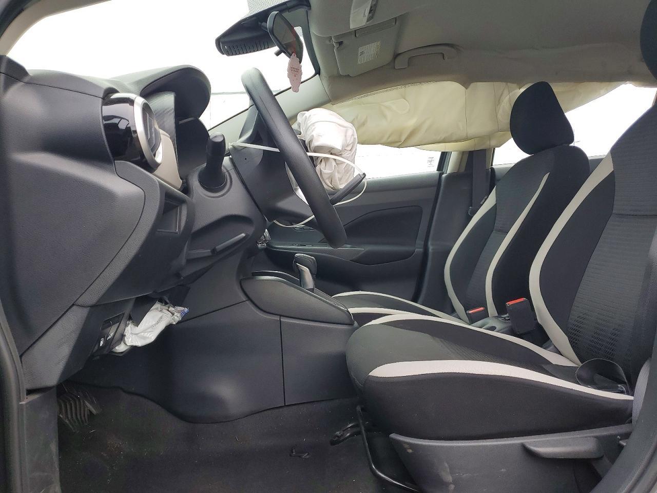 2021 NISSAN VERSA