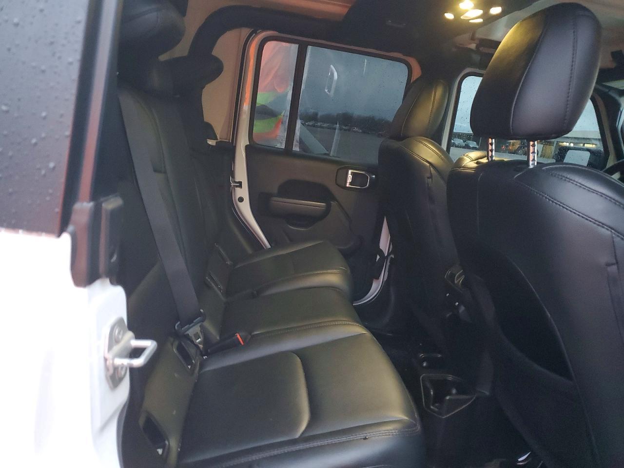 2022 JEEP Gladiator