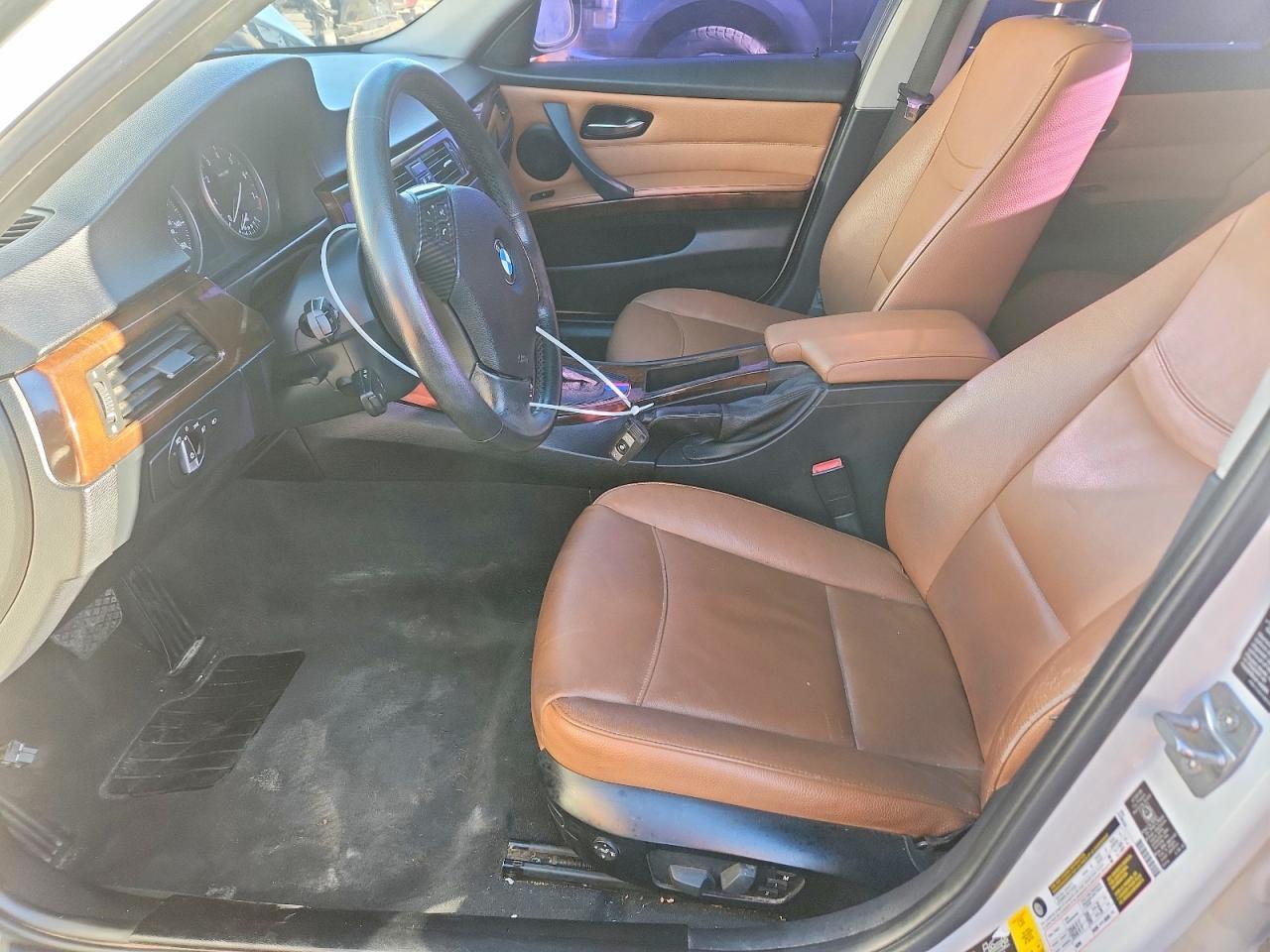 2011 BMW 3 SERIES