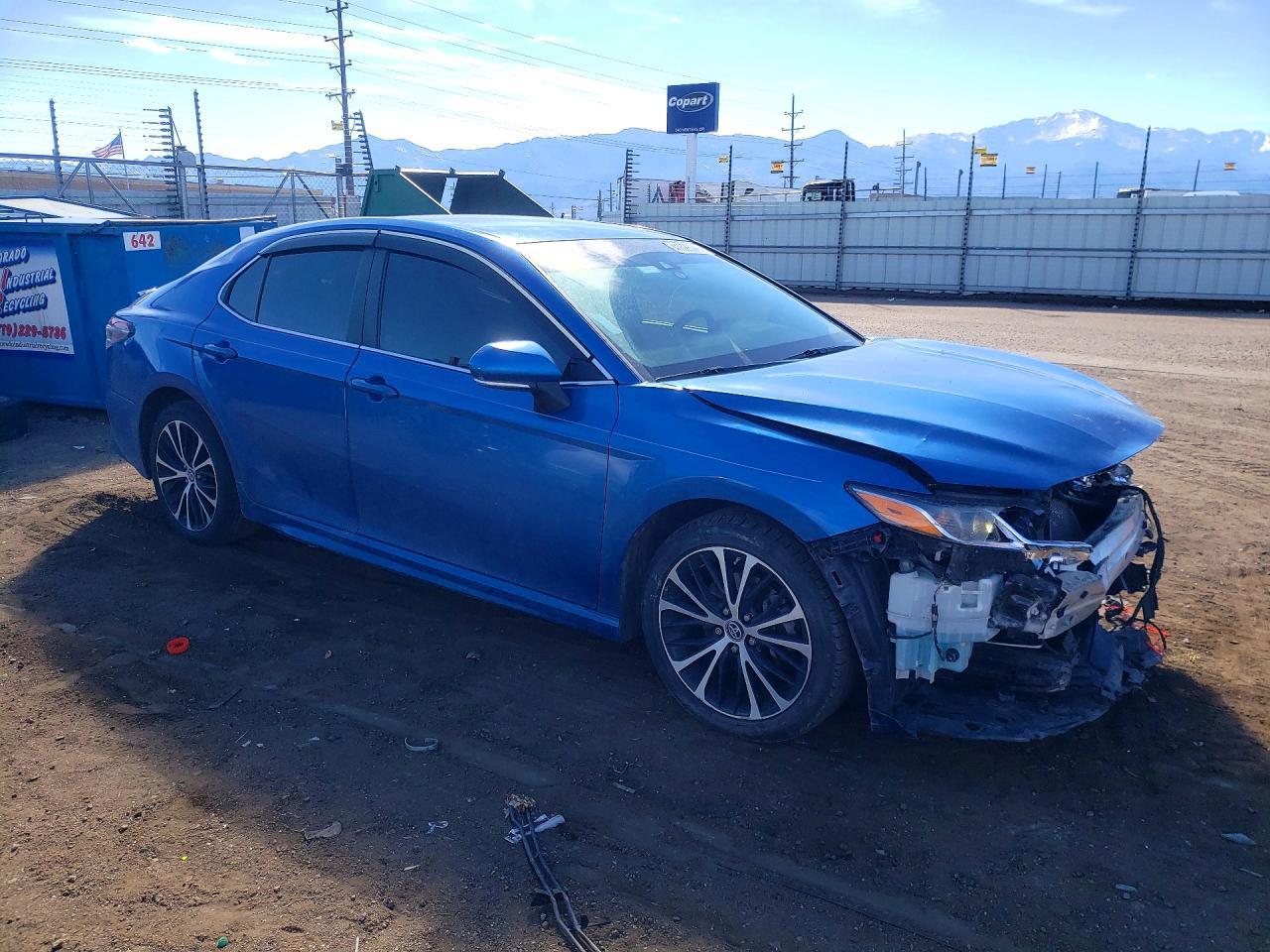 2018 TOYOTA CAMRY