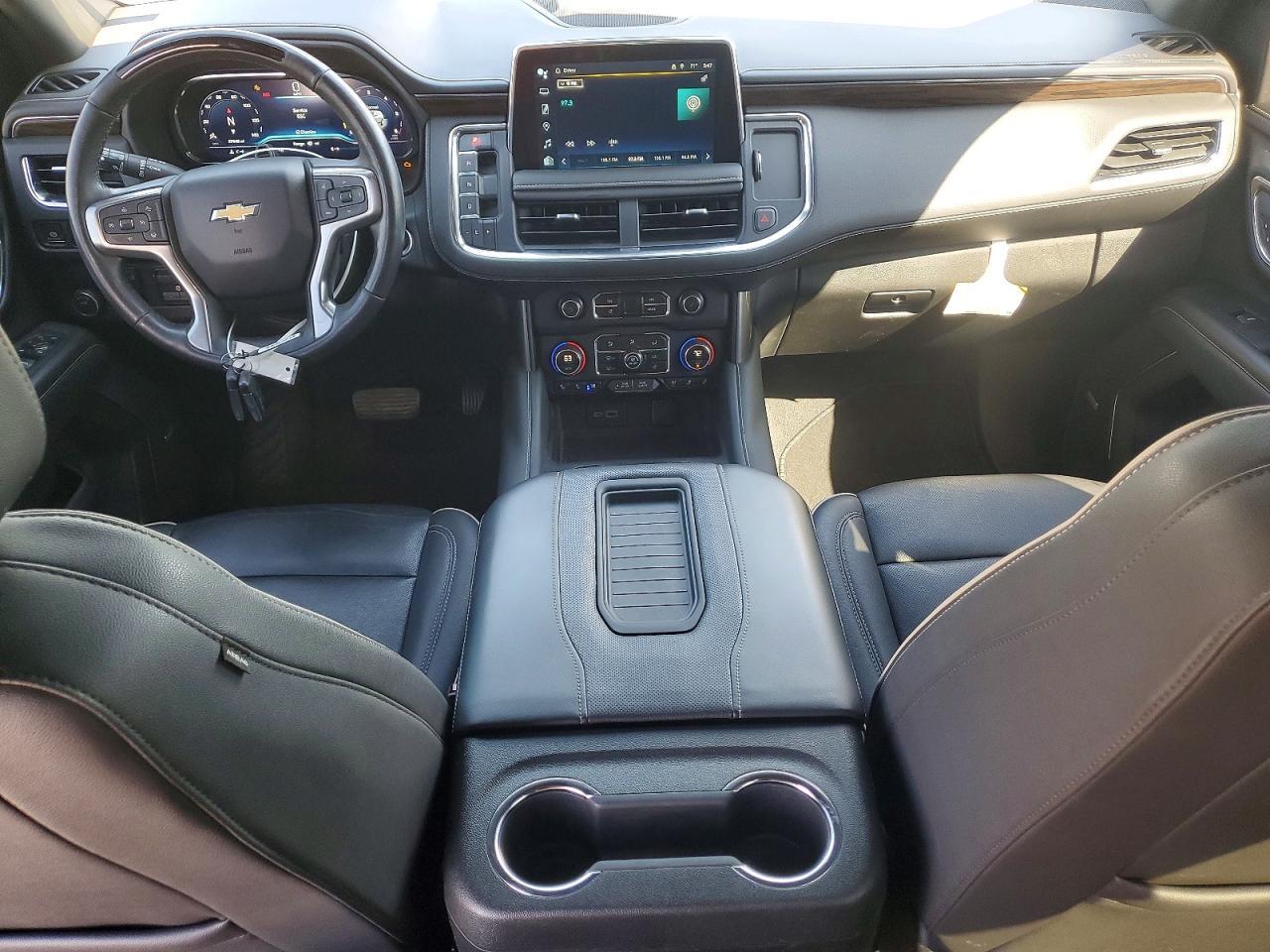 2023 CHEVROLET Suburban