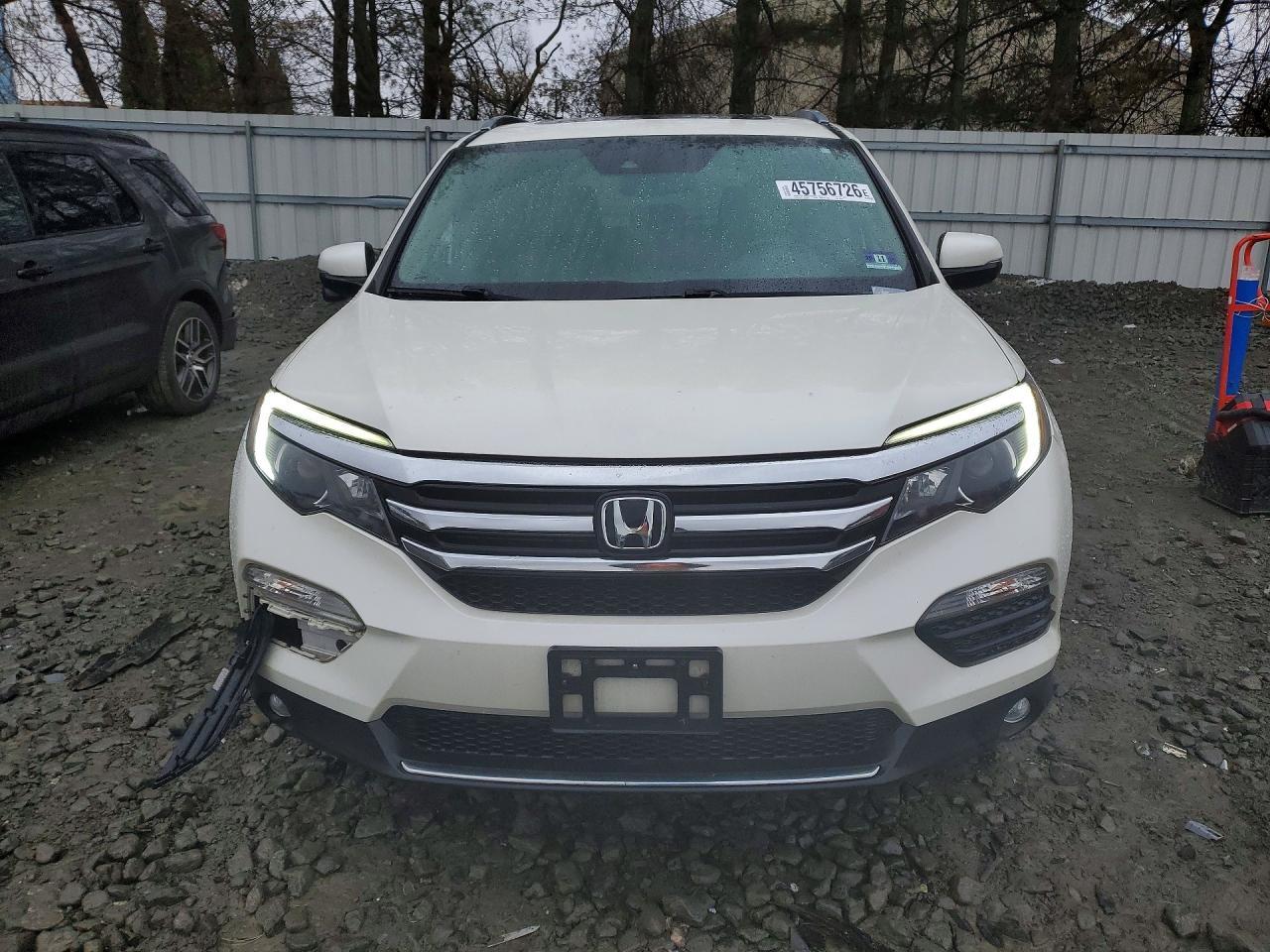 2017 HONDA PILOT