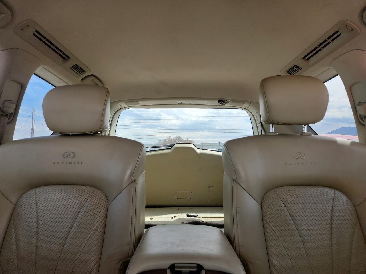 2012 INFINITI QX56