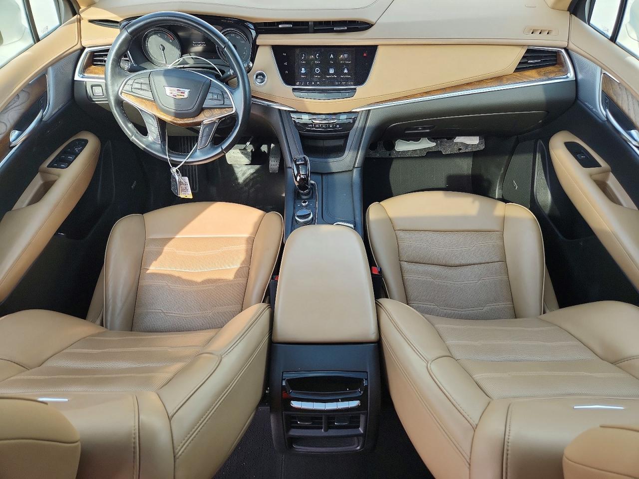 2022 CADILLAC XT5