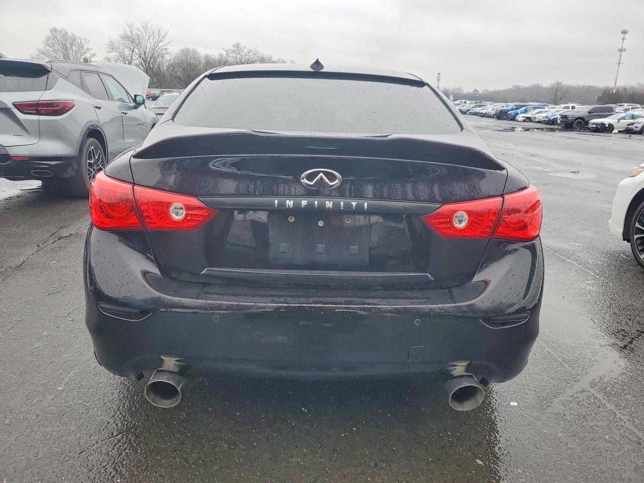 2016 INFINITI Q50