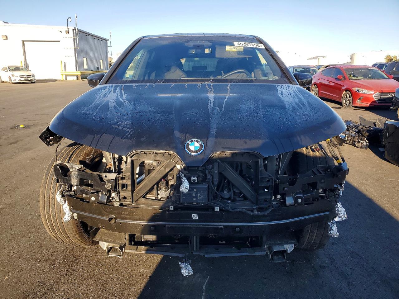 2025 BMW iX