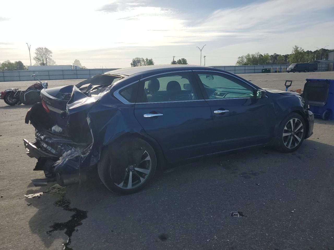 2016 NISSAN ALTIMA