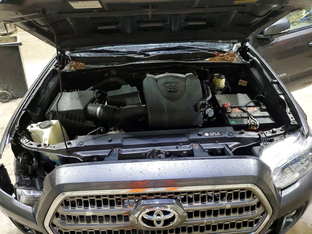 2016 TOYOTA TACOMA
