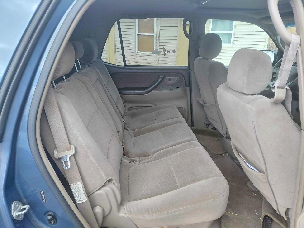 2006 TOYOTA Sequoia