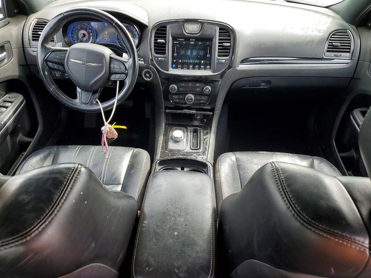2019 CHRYSLER 300