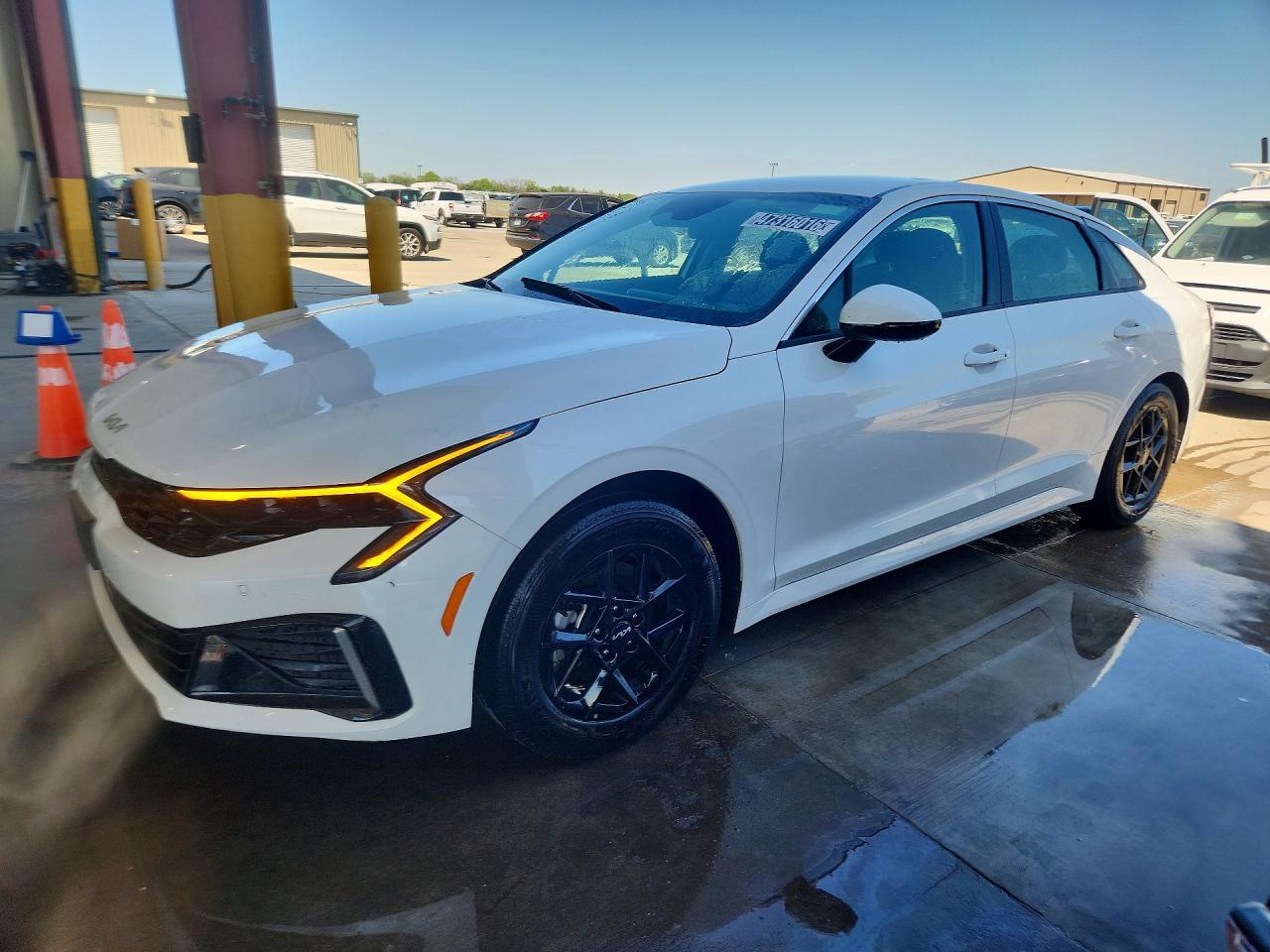 2025 KIA K5