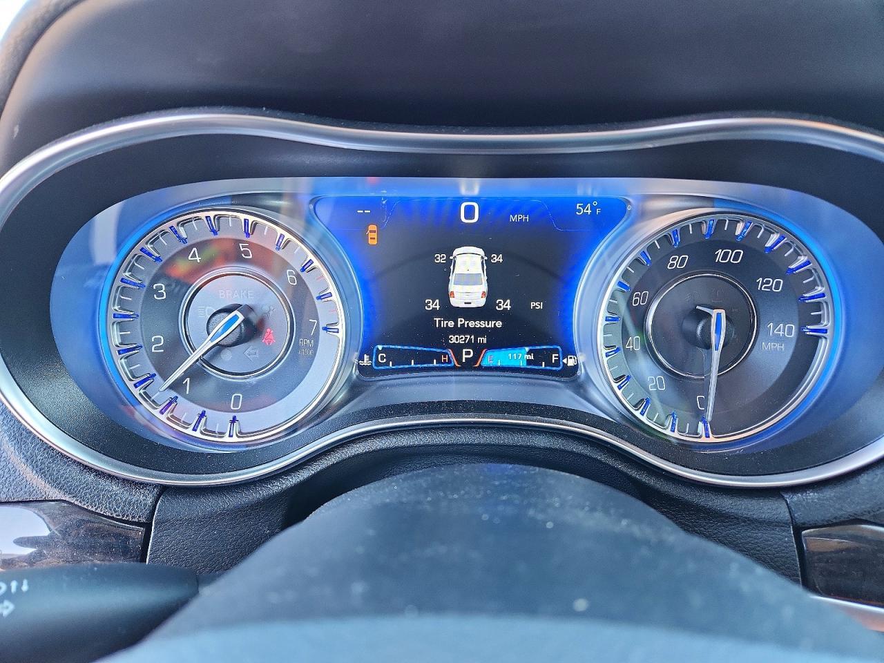 2019 CHRYSLER 300