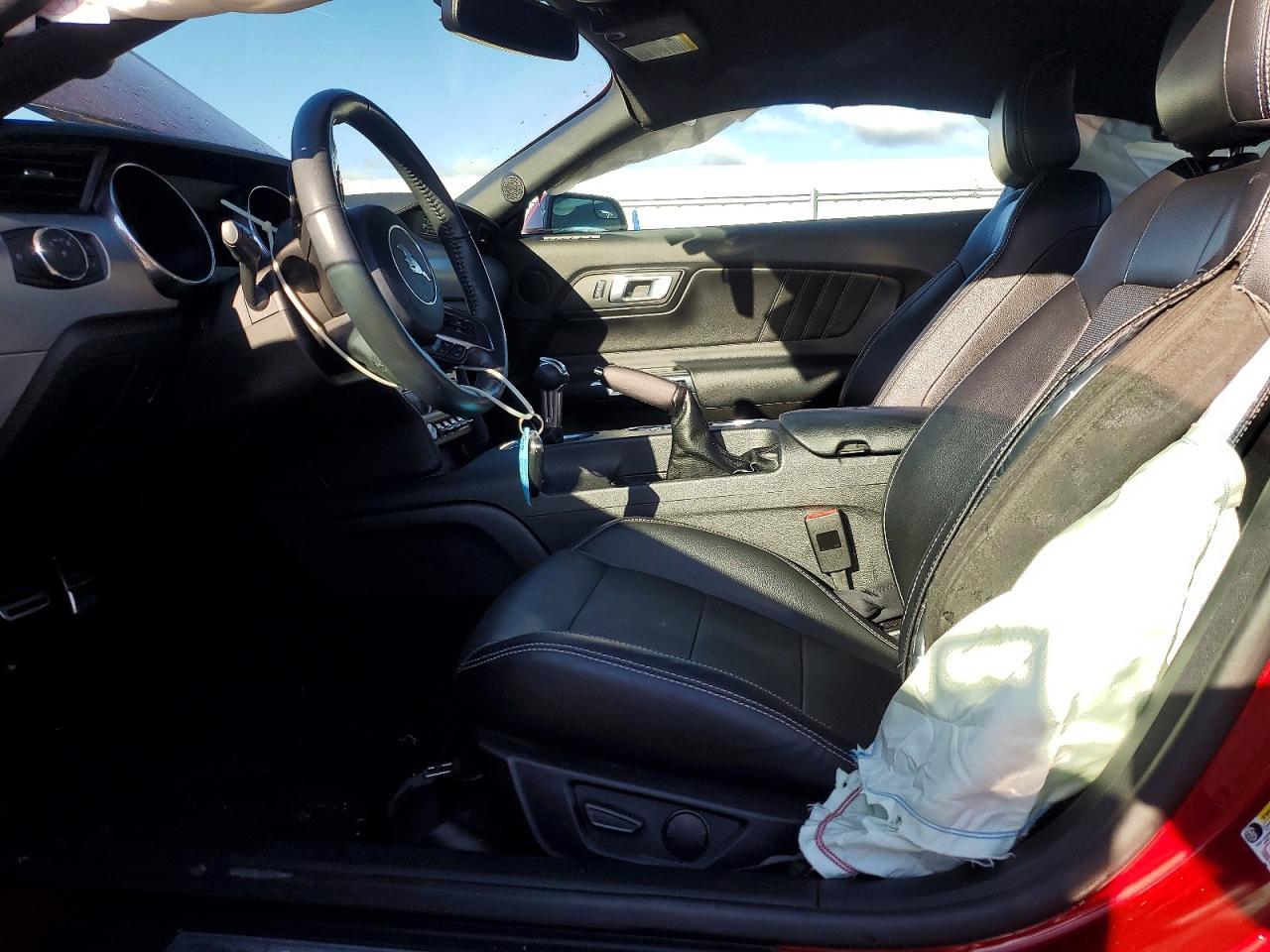2020 FORD MUSTANG