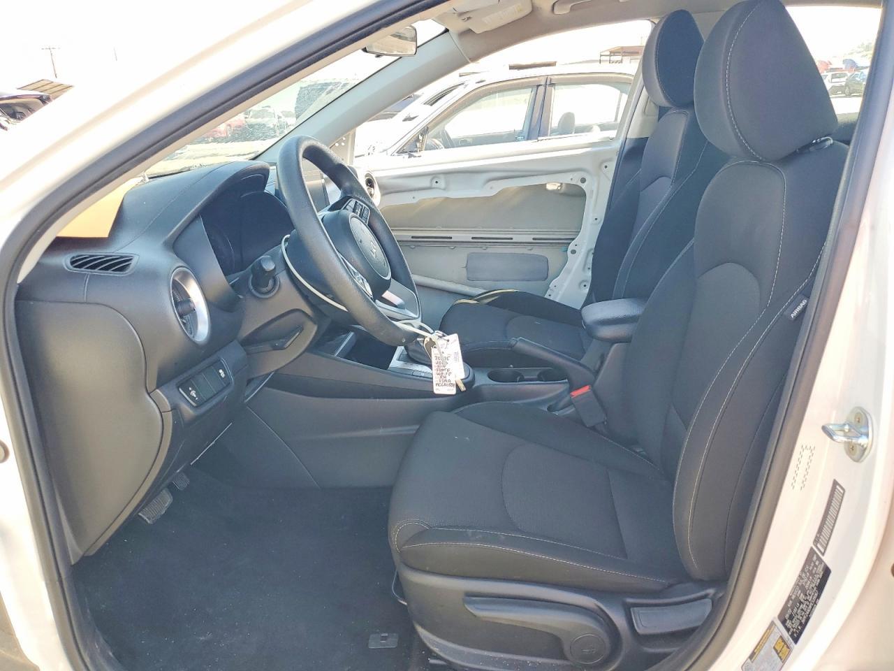 2023 KIA FORTE