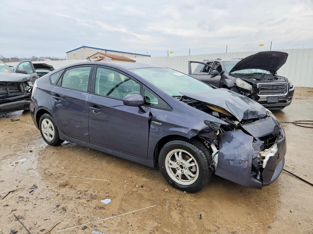 2011 TOYOTA PRIUS