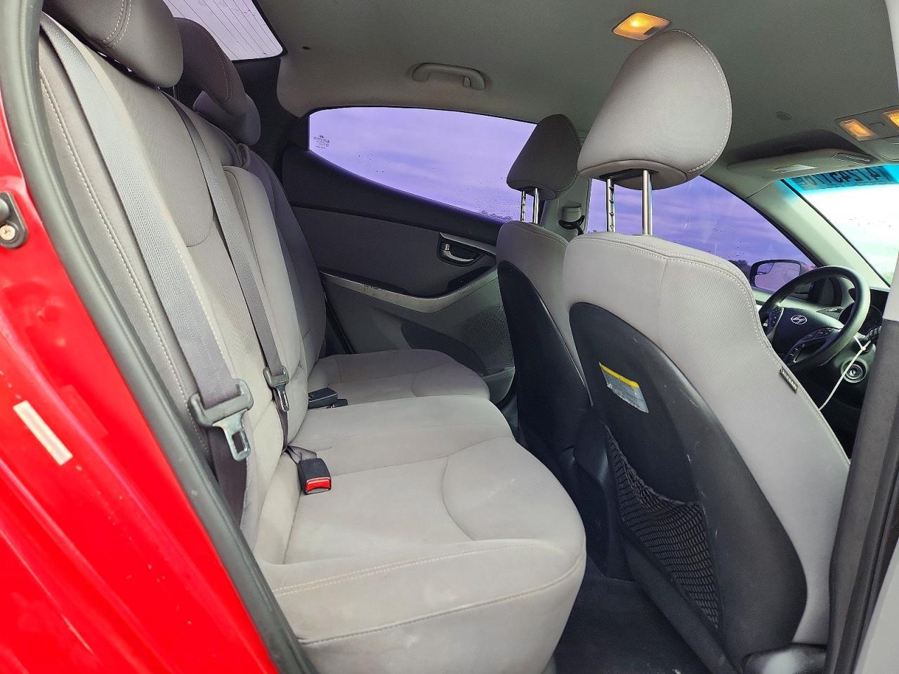 2014 HYUNDAI ELANTRA