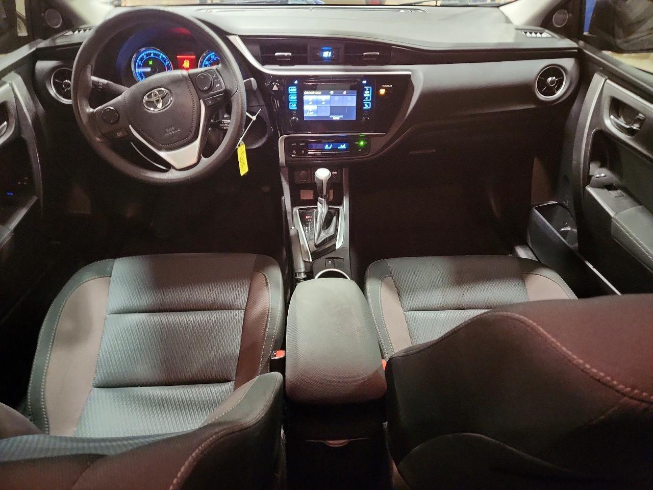 2017 TOYOTA COROLLA