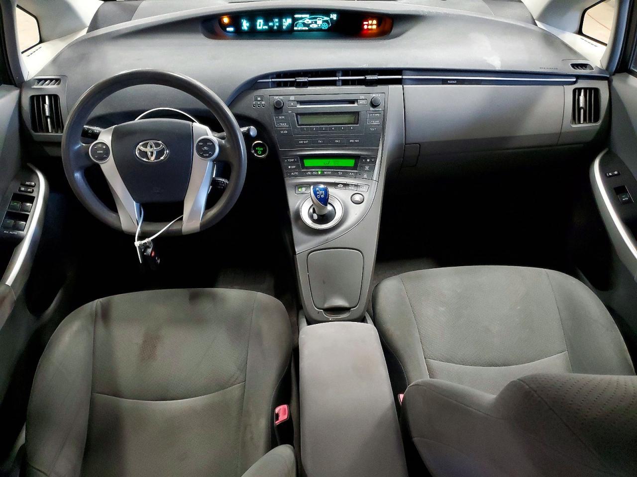 2010 TOYOTA PRIUS