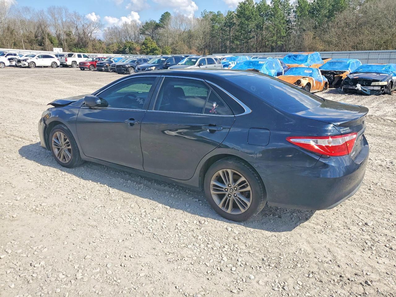 2015 TOYOTA CAMRY