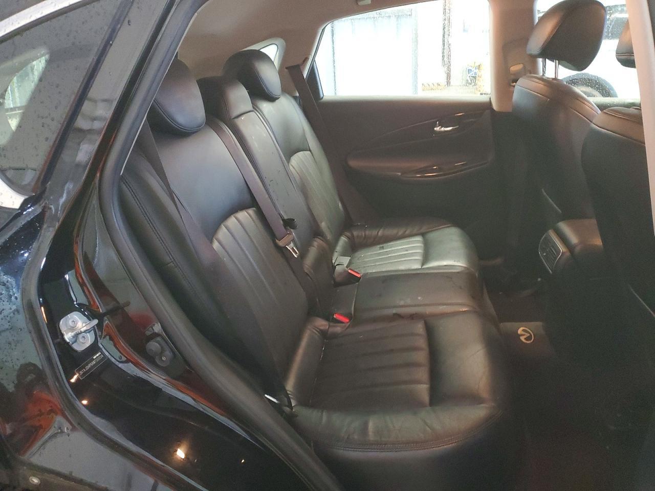2010 INFINITI EX35