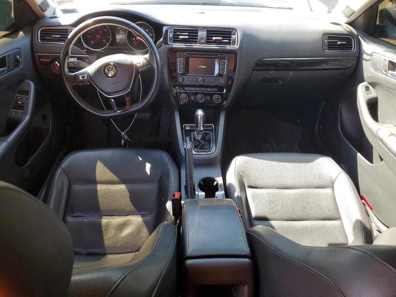 2015 VOLKSWAGEN JETTA