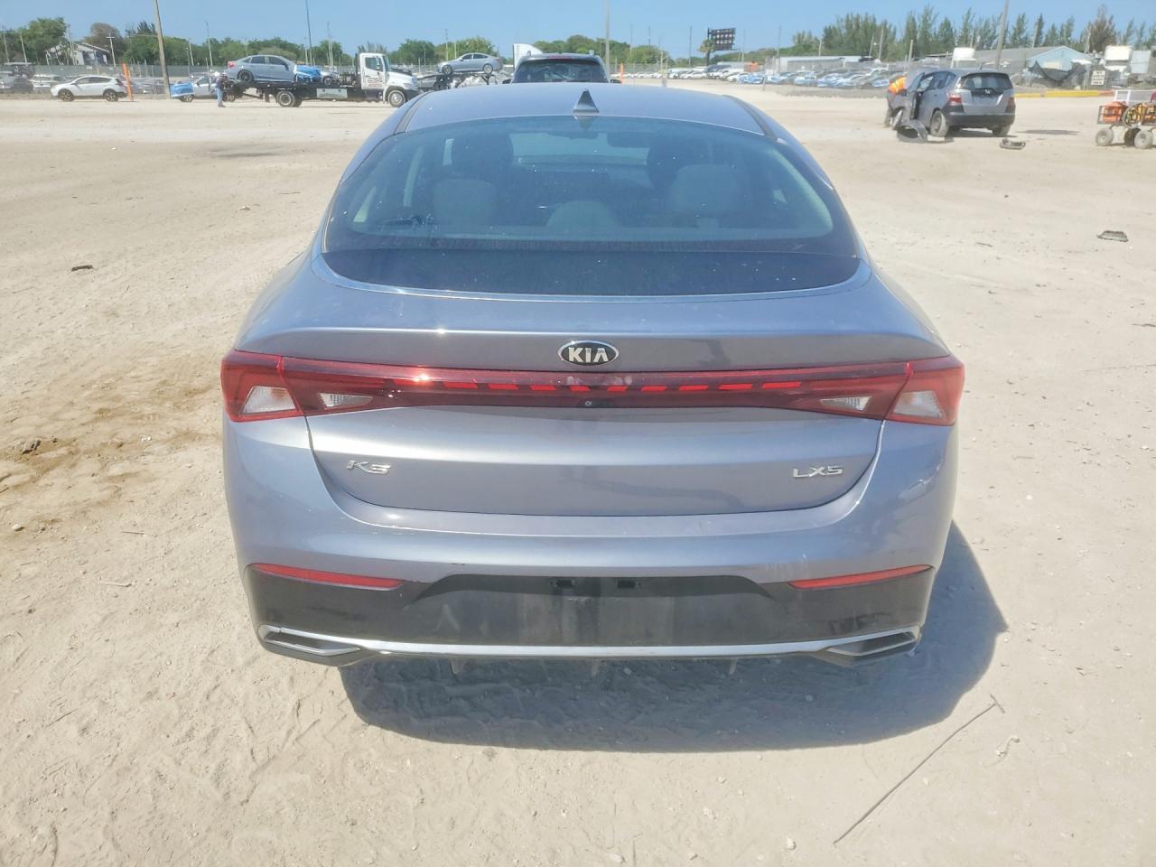 2021 KIA K5