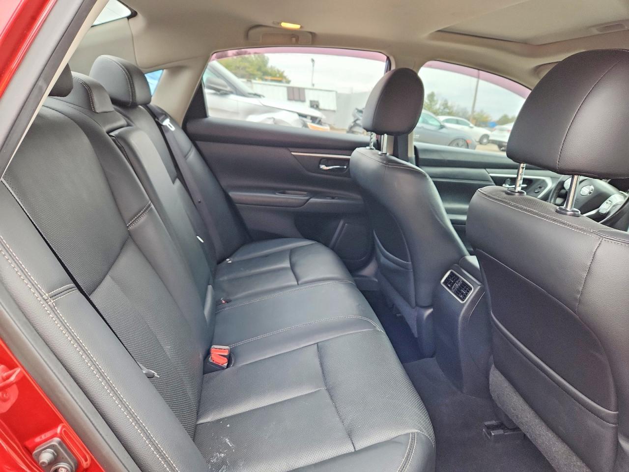 2016 NISSAN ALTIMA