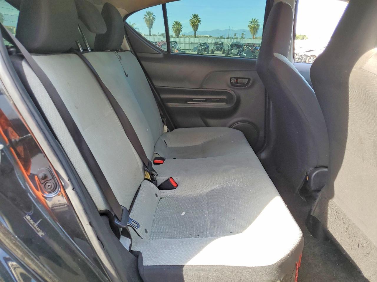 2018 TOYOTA PRIUS