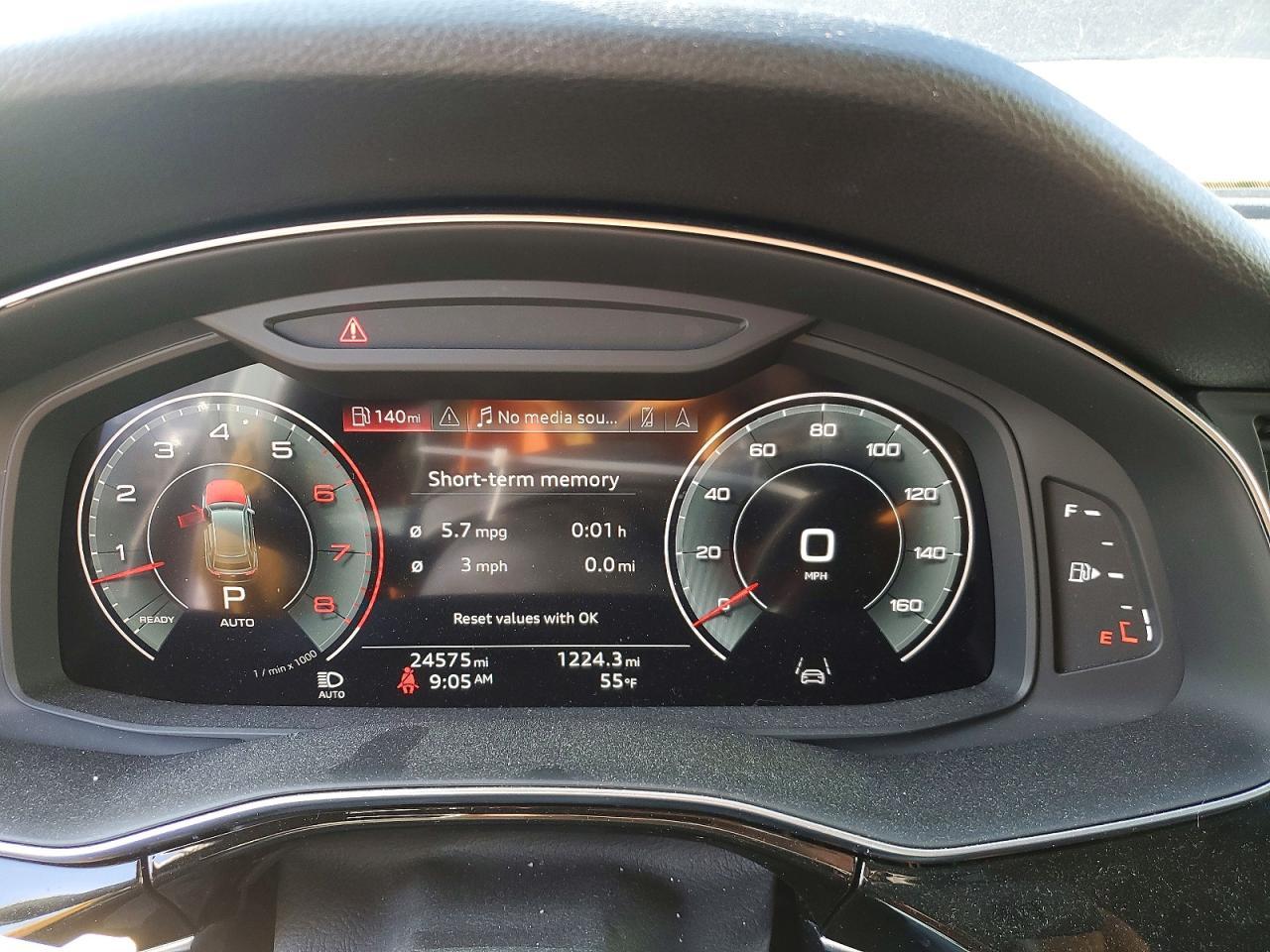 2023 AUDI Q8